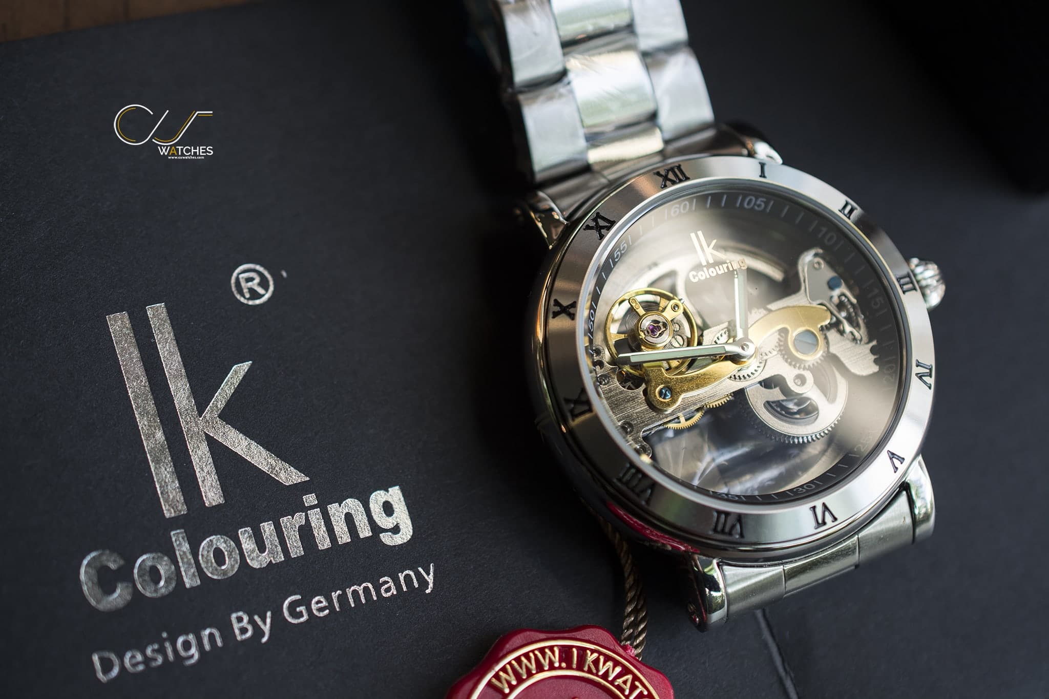 นาฬิกาข้อมือ IK Colouring สายสแตนเลส ขอบทอง รุ่น Perspective II
